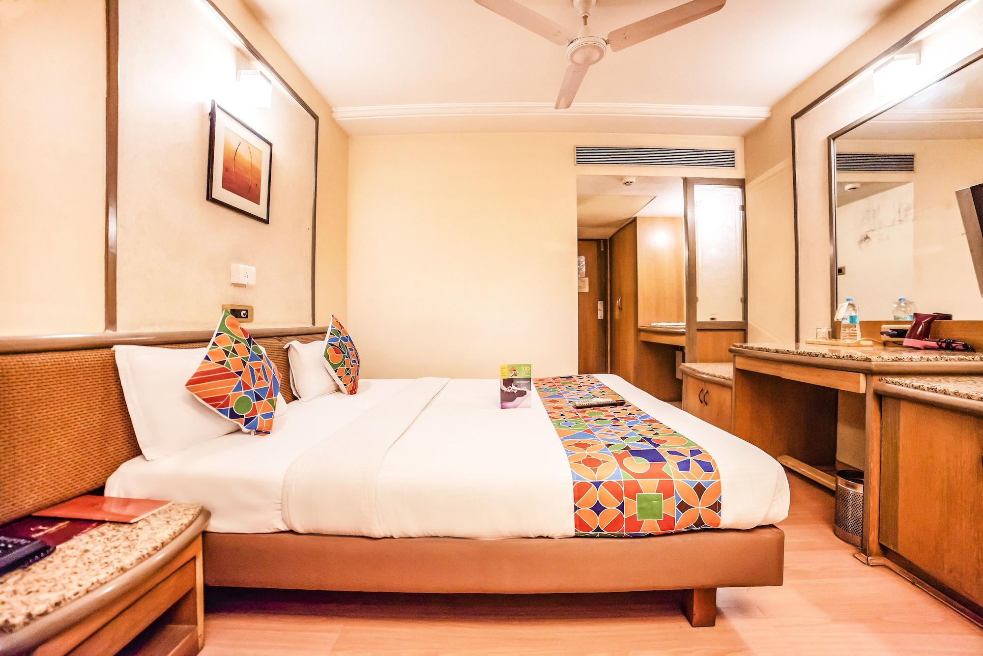 Hotel Gandharva Shivajinagar Pune Dış mekan fotoğraf