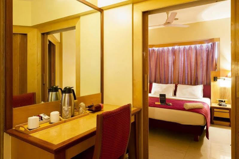 Hotel Gandharva Shivajinagar Pune Dış mekan fotoğraf