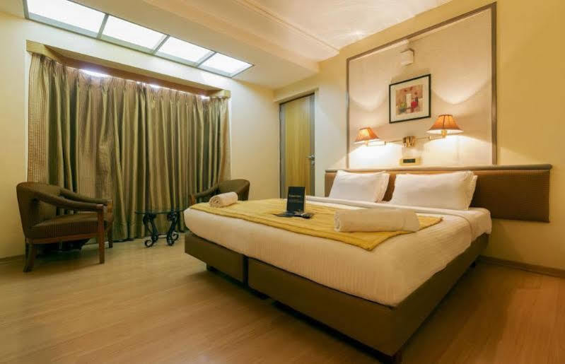 Hotel Gandharva Shivajinagar Pune Dış mekan fotoğraf