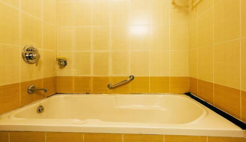 Hotel Gandharva Shivajinagar Pune Dış mekan fotoğraf